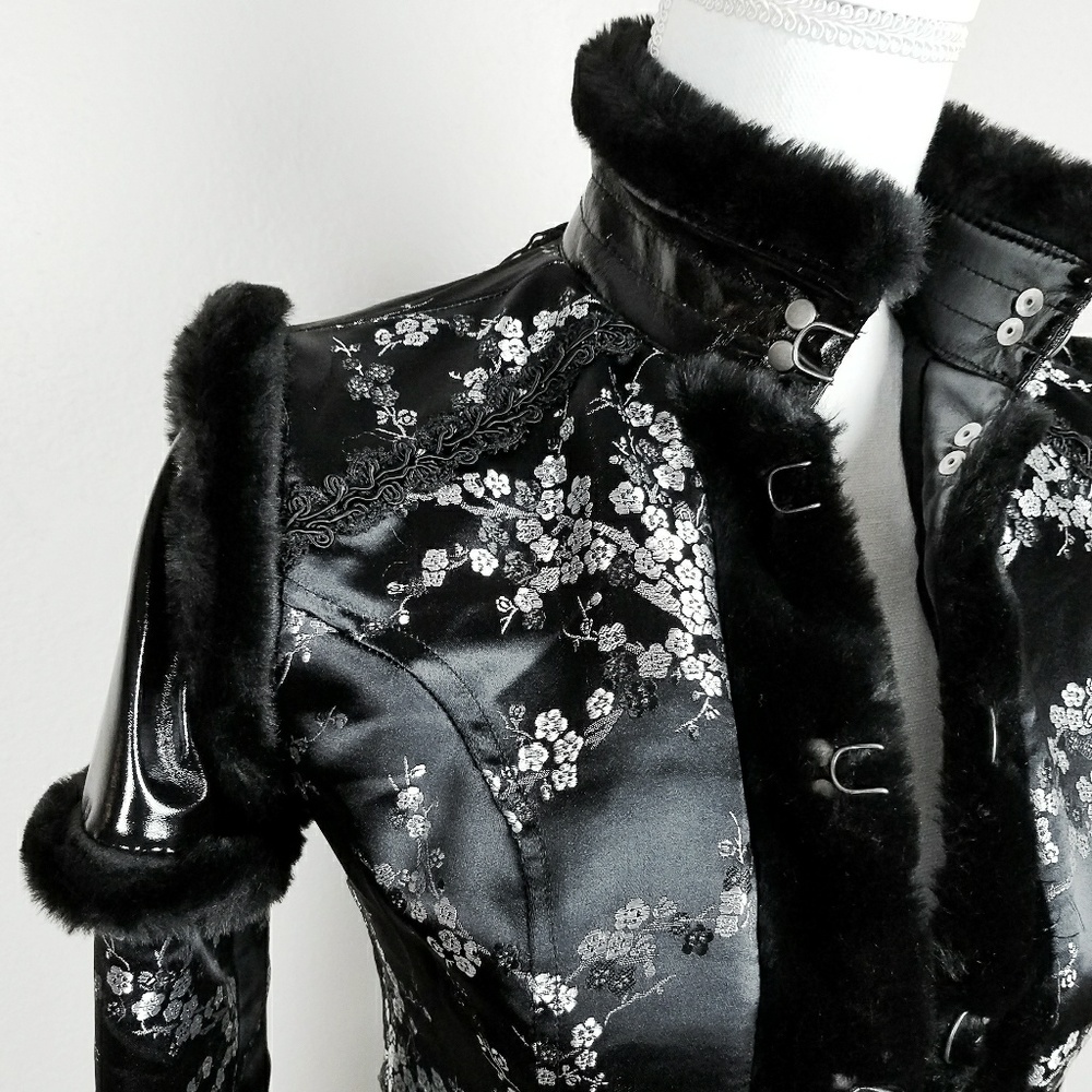 Lip Service Tokyo Trix Asian Cherry Blossom Jacket - Picture 6 of 8